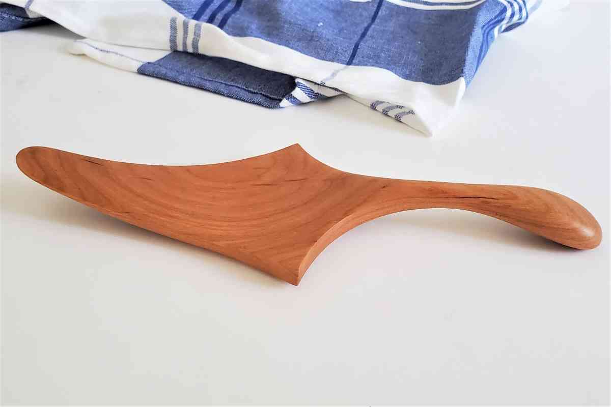 Wooden Pie and Cake Server Maple, Cherry or Walnut